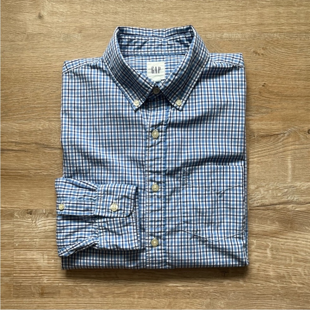 GAP Men's Blue and White Plaid Shirt